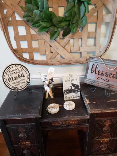 44892774_1905290059519513_2893789380239949824_n